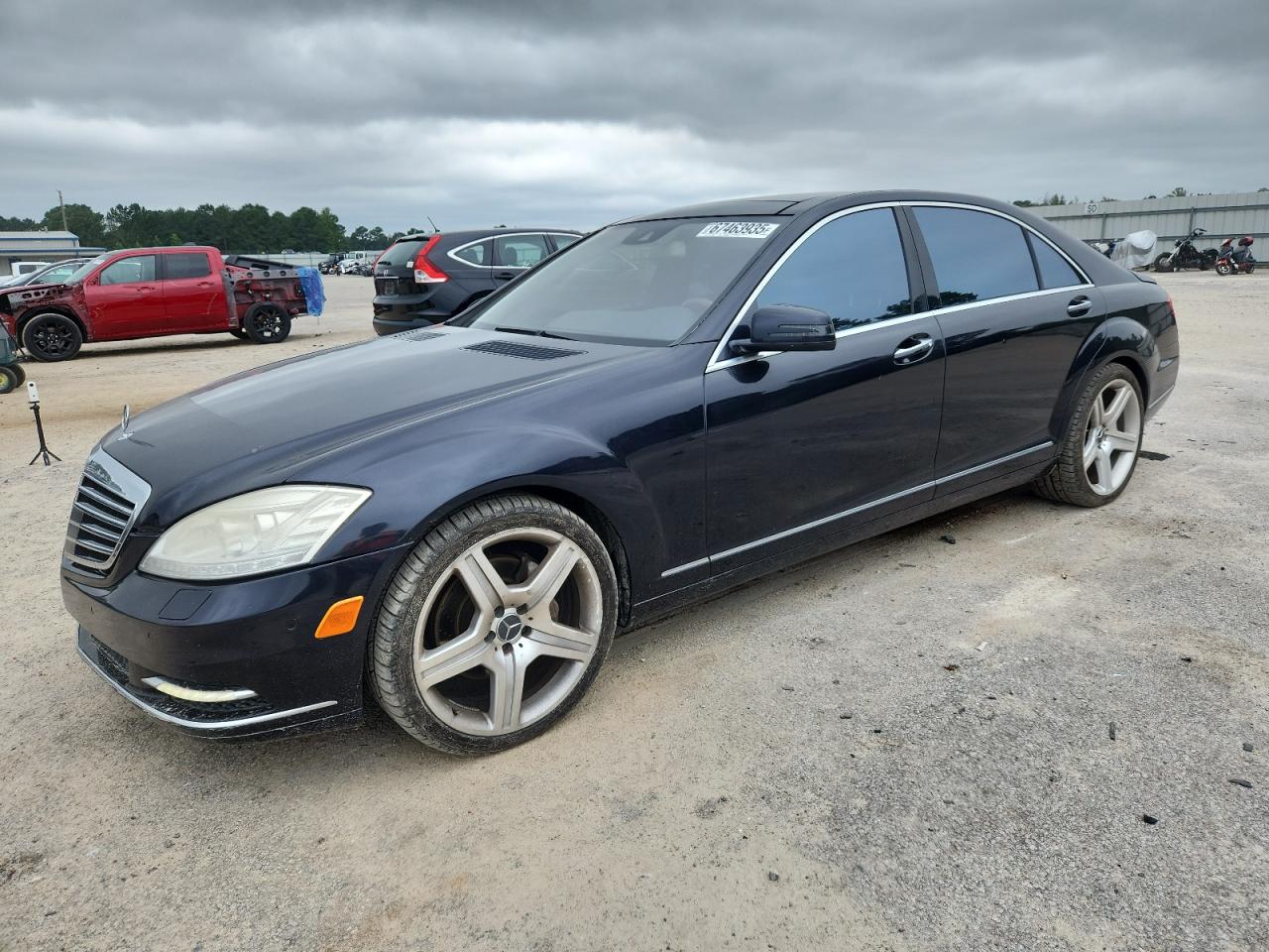 MERCEDES-BENZ S-CLASS 550