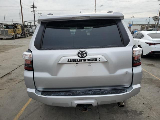 2022 TOYOTA 4RUNNER SR JTEMU5JR9N5972542
