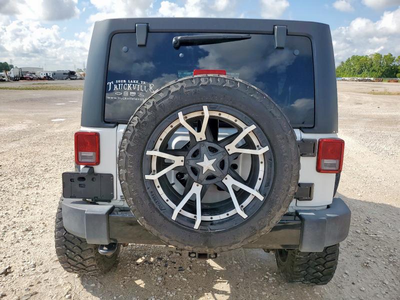 2017 JEEP WRANGLER U - 1C4BJWDG5HL742999