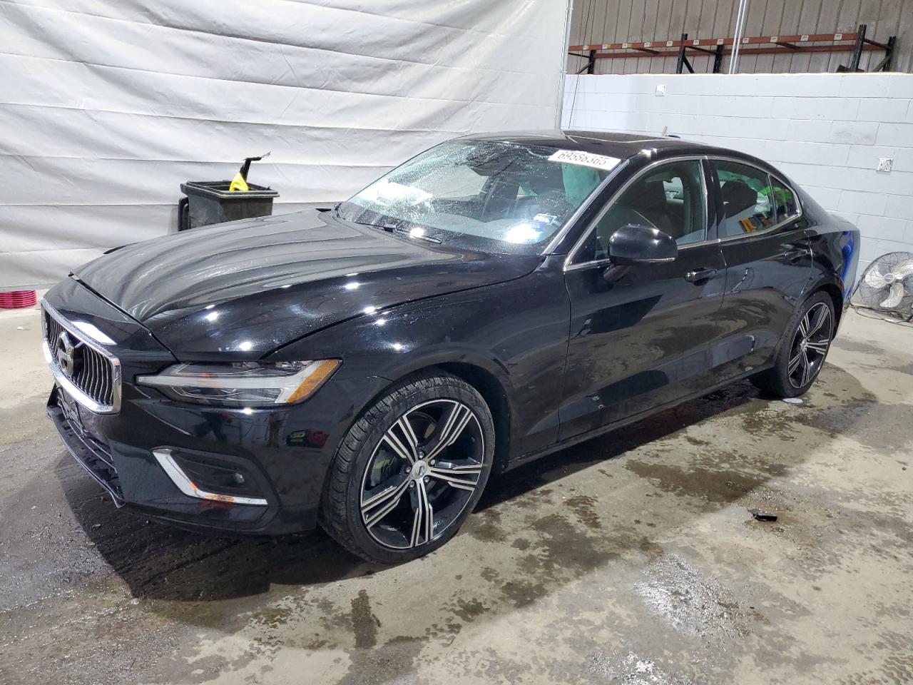 VOLVO S60 B5 INSCRIPTION