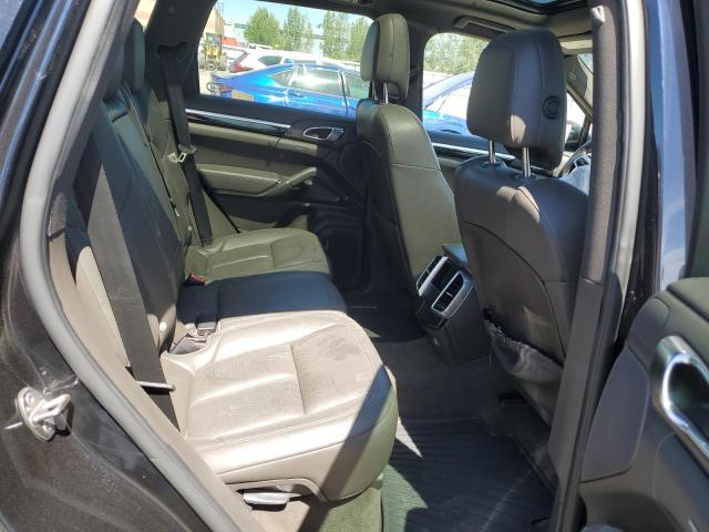 2016 PORSCHE CAYENNE WP1AA2A24GKA13408