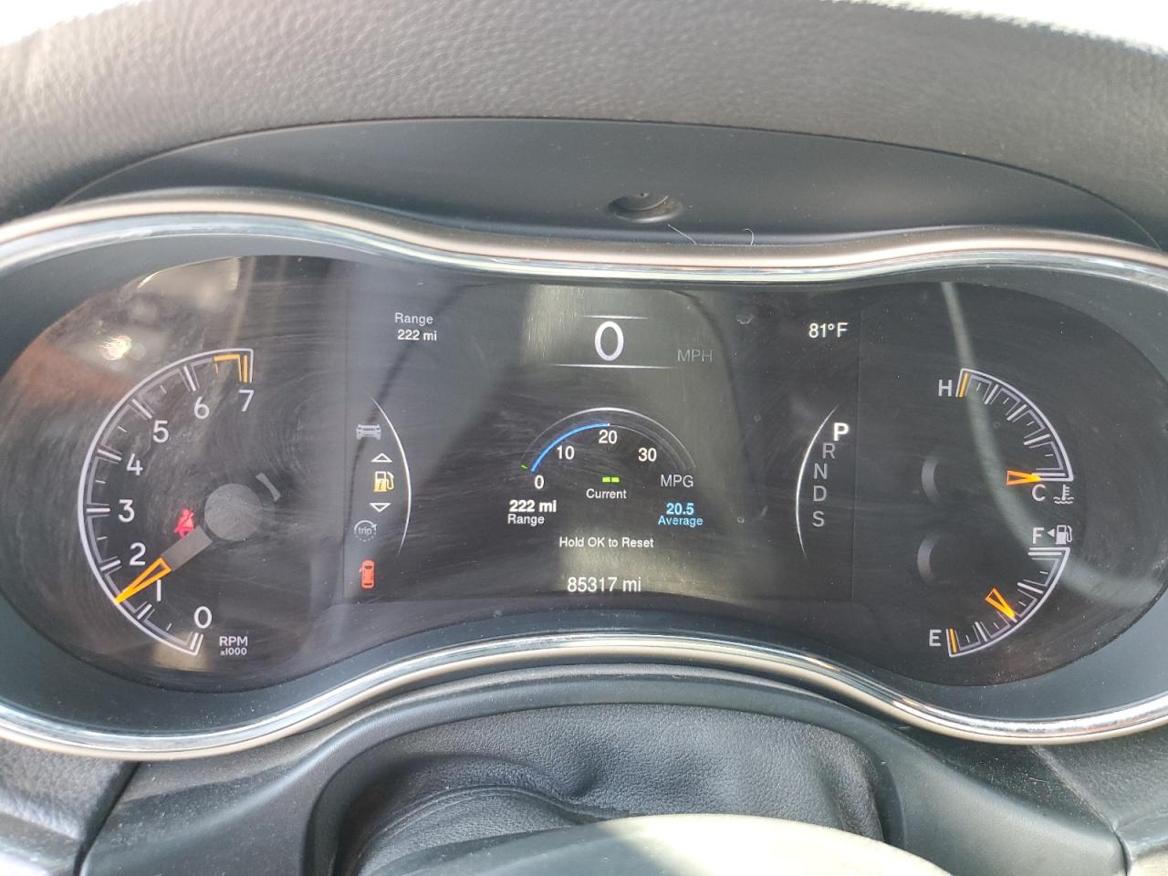 JEEP GRAND CHEROKEE LAREDO