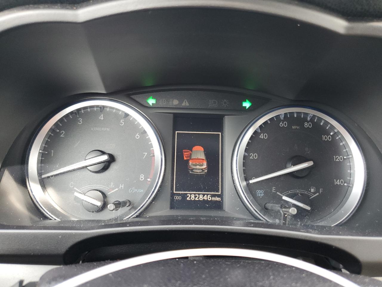 TOYOTA HIGHLANDER SE