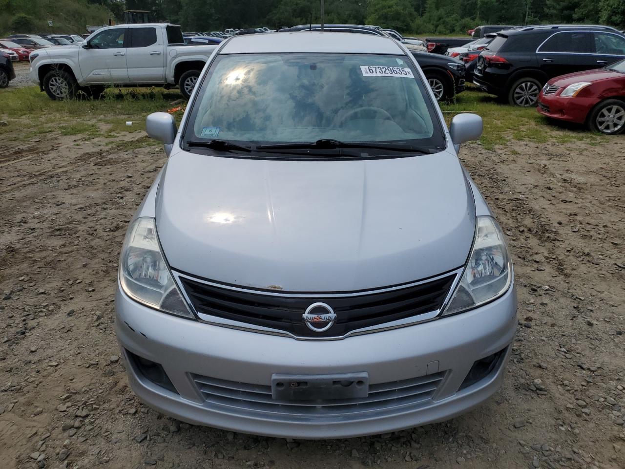 NISSAN VERSA S