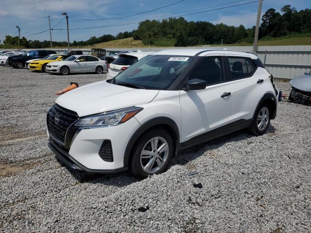 NISSAN KICKS S