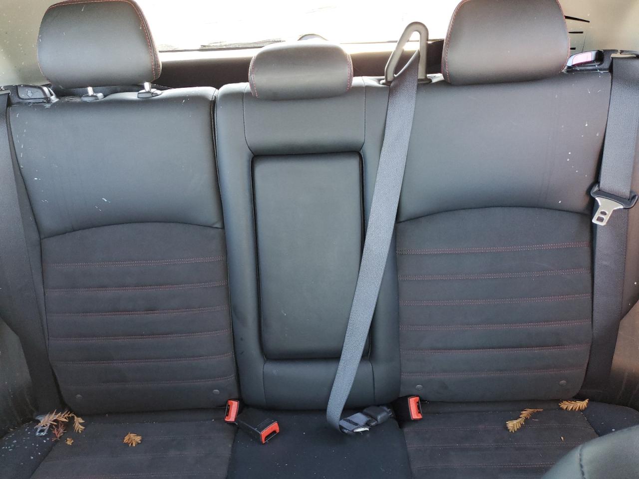 MITSUBISHI OUTLANDER ES