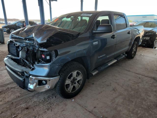 TOYOTA TUNDRA CREWMAX SR5