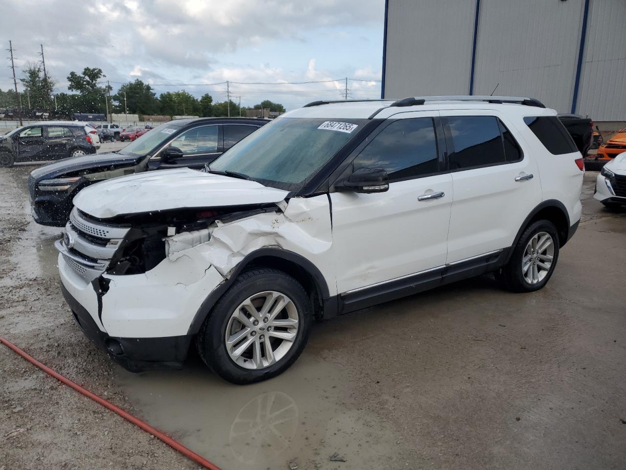 FORD EXPLORER XLT