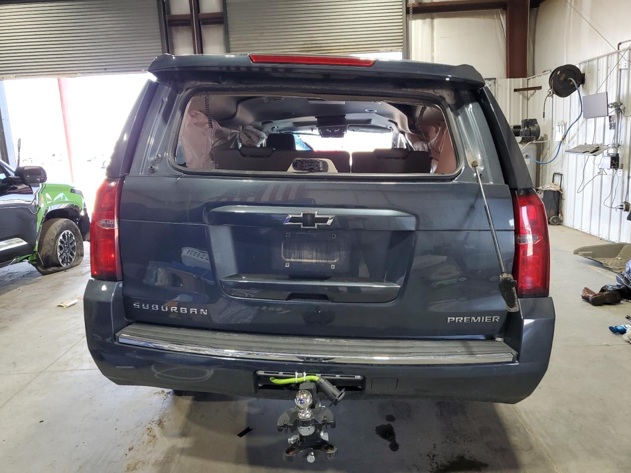 CHEVROLET SUBURBAN K1500 PREMIER