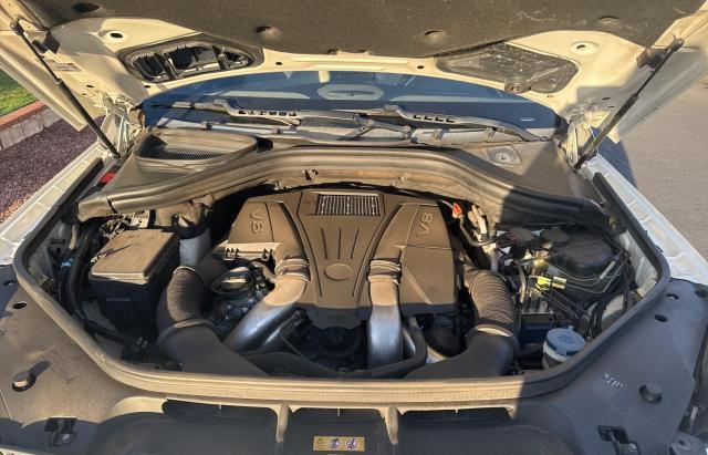 2015 MERCEDES-BENZ GL 550 4MA 4JGDF7DE0FA462474