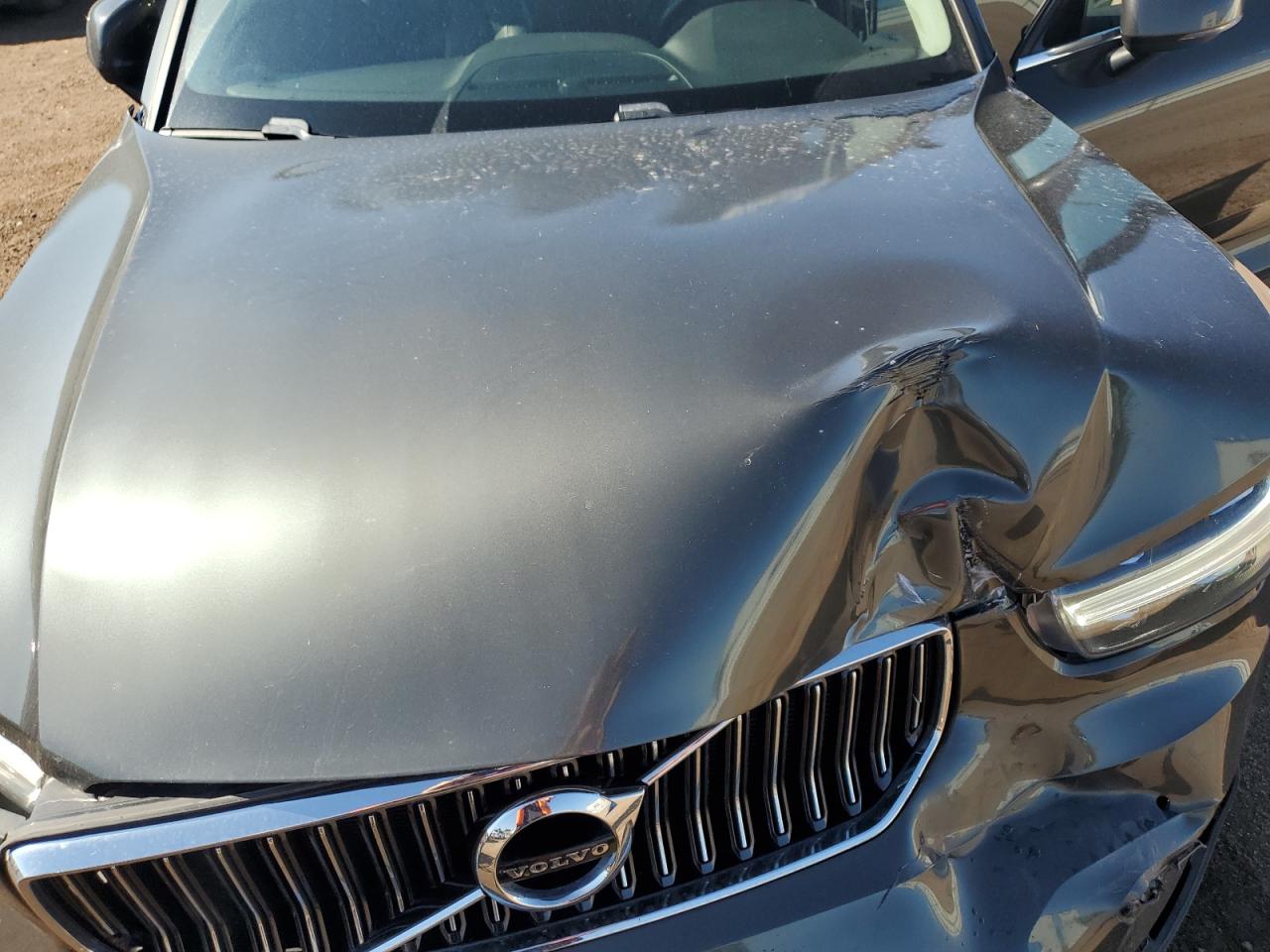 VOLVO XC40 T5 INSCRIPTION