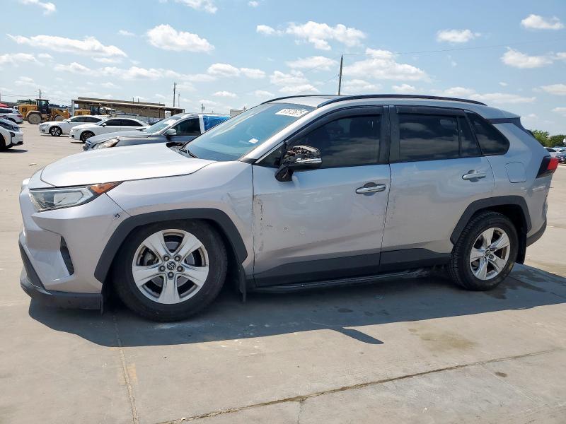 2019 TOYOTA RAV4 XLE - JTMW1RFV3KD025601