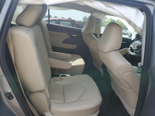 2025 TOYOTA HIGHLANDER LE 5TDKDRAH8SS555042