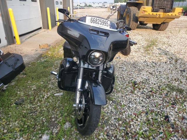 2017 HARLEY-DAVIDSON FLHXSE CVO 1HD1PXF12HB960508