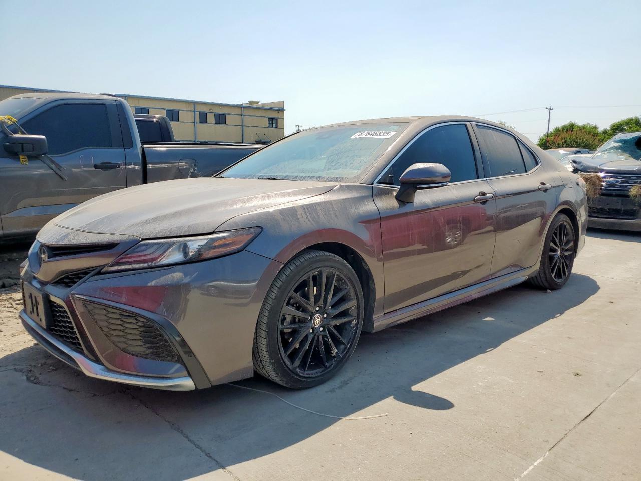 TOYOTA CAMRY XSE