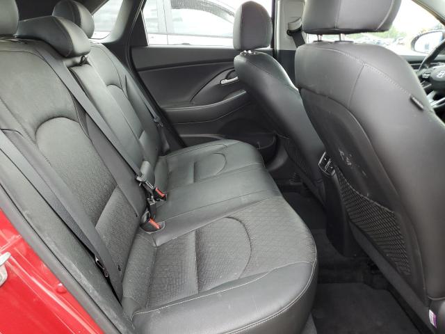 2018 HYUNDAI ELANTRA GT KMHH35LE5JU039686