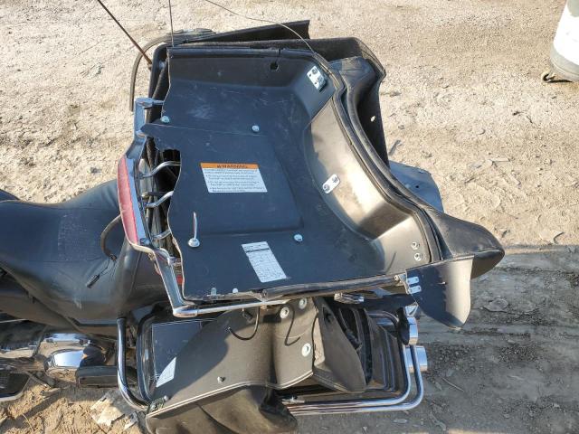 2010 HARLEY-DAVIDSON FLHTCU 1HD1FC416AB617740
