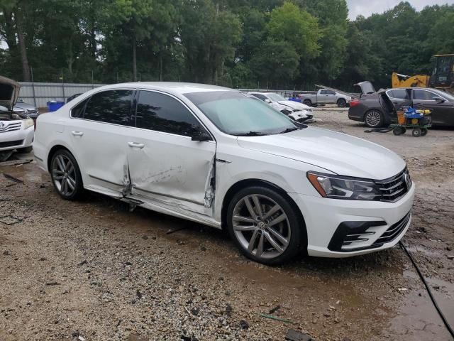 2017 VOLKSWAGEN PASSAT R-L 1VWDT7A35HC082292