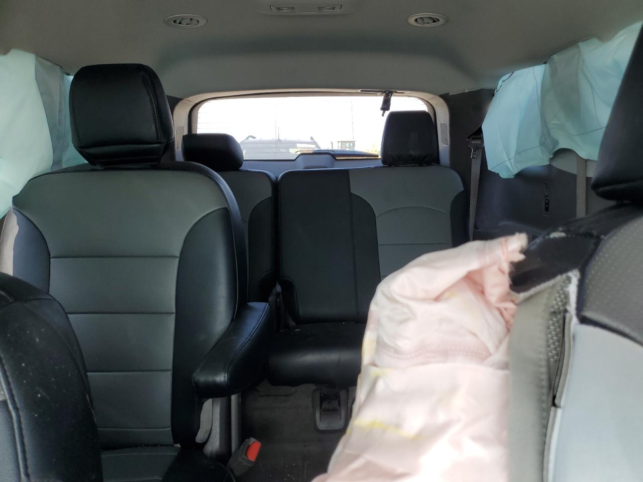 CHEVROLET TRAVERSE LT