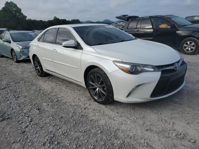 2017 TOYOTA CAMRY LE 4T1BF1FK2HU721703