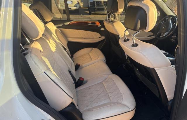2015 MERCEDES-BENZ GL 550 4MA 4JGDF7DE0FA462474