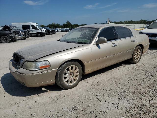 LINCOLN TOWN CAR SIGNATURE LIMITED