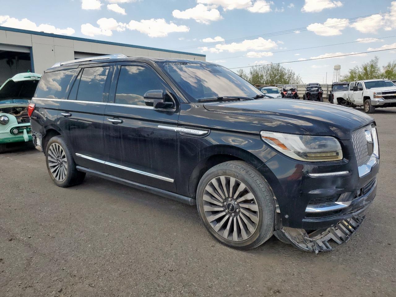 LINCOLN NAVIGATOR RESERVE