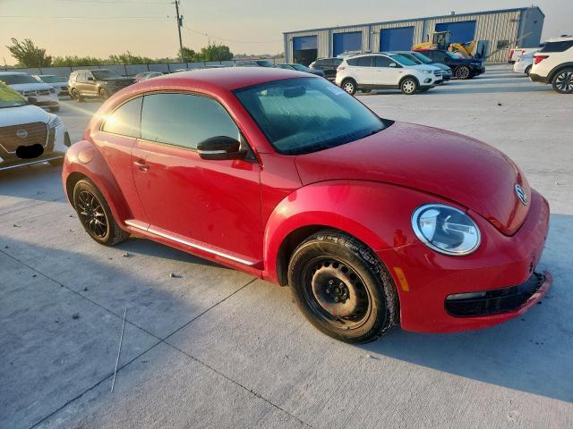 2016 VOLKSWAGEN BEETLE SE 3VWJ07AT9GM620629