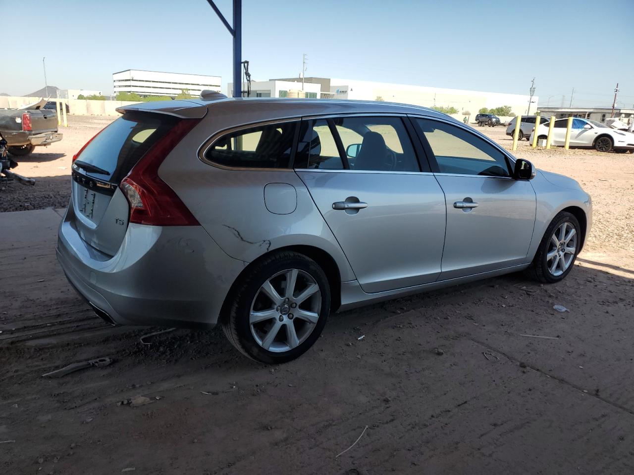 VOLVO V60 T5 PREMIER