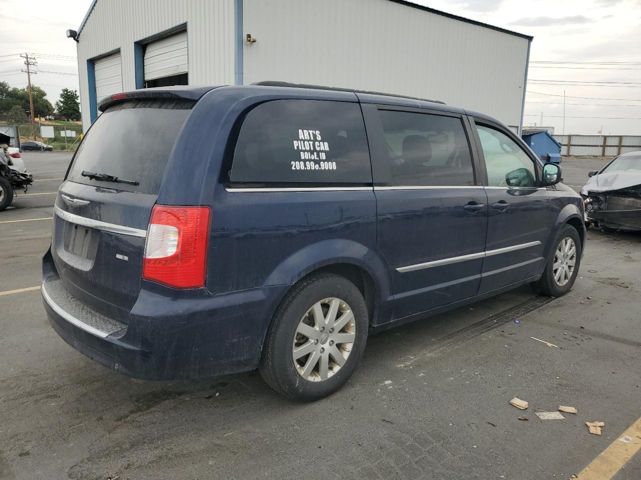 CHRYSLER TOWN & COUNTRY TOURING