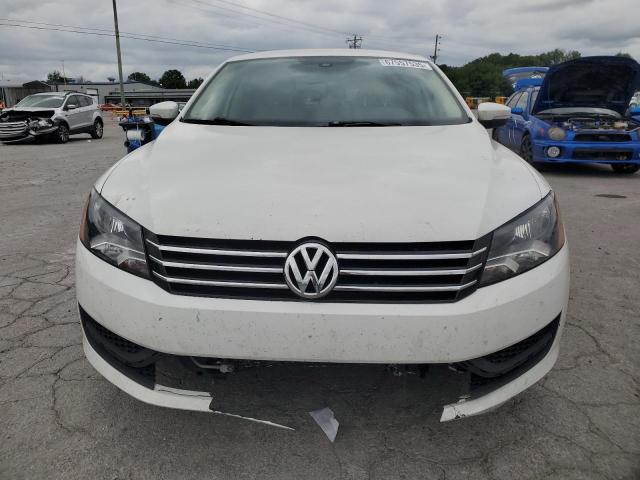 2015 VOLKSWAGEN PASSAT S 1VWAS7A30FC079044