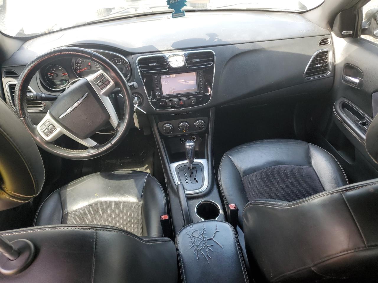 CHRYSLER 200 LIMITED