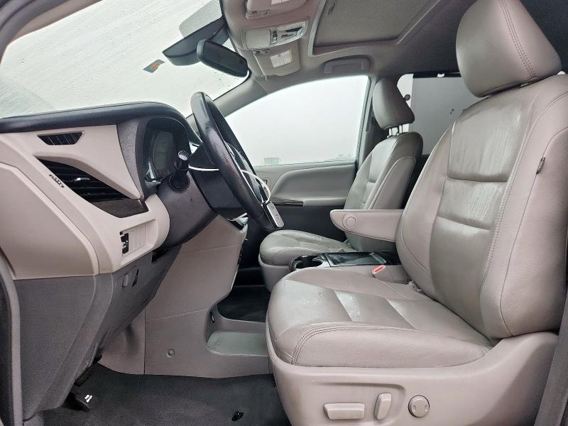 2019 TOYOTA SIENNA XLE 5TDYZ3DC1KS991546