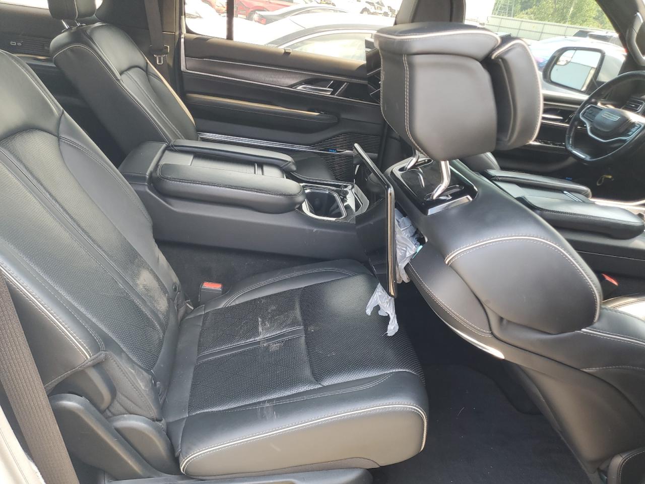 JEEP GRAND WAGONEER SERIES II