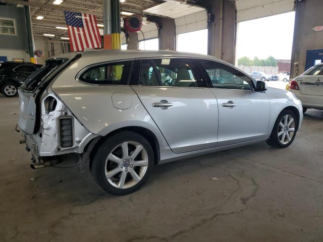 2017 VOLVO V60 PREMIE YV140MSK2H1369451