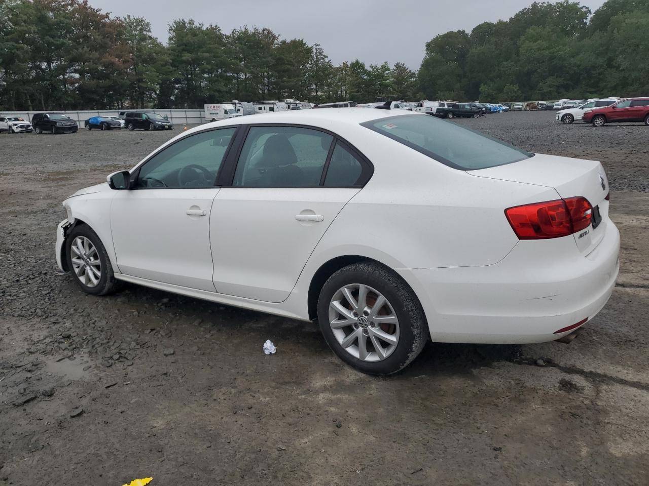 VOLKSWAGEN JETTA SE