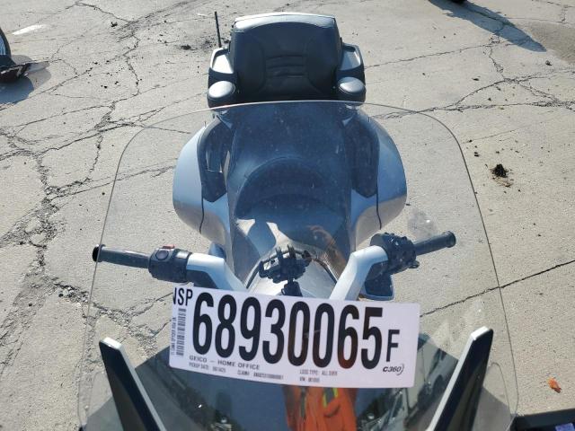 2011 CAN-AM SPYDER ROADSTER RTS 2BXJBWC19BV001895