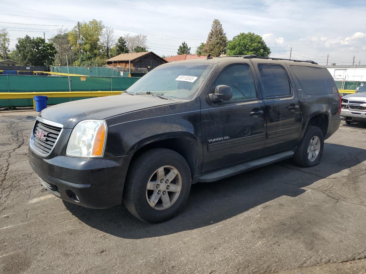 GMC YUKON K1500 SLT