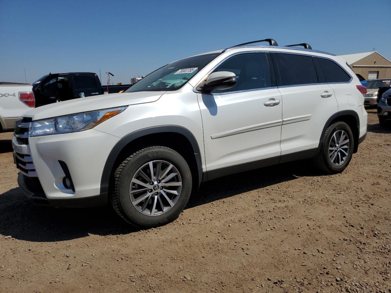 TOYOTA HIGHLANDER SE