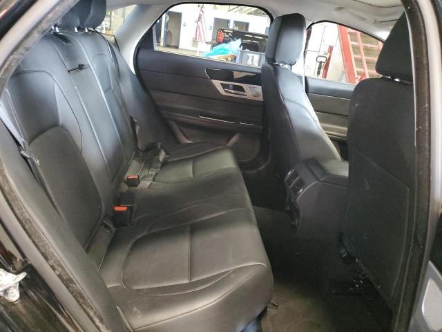 2018 JAGUAR XF PREMIUM SAJBJ4FX2JCY56533