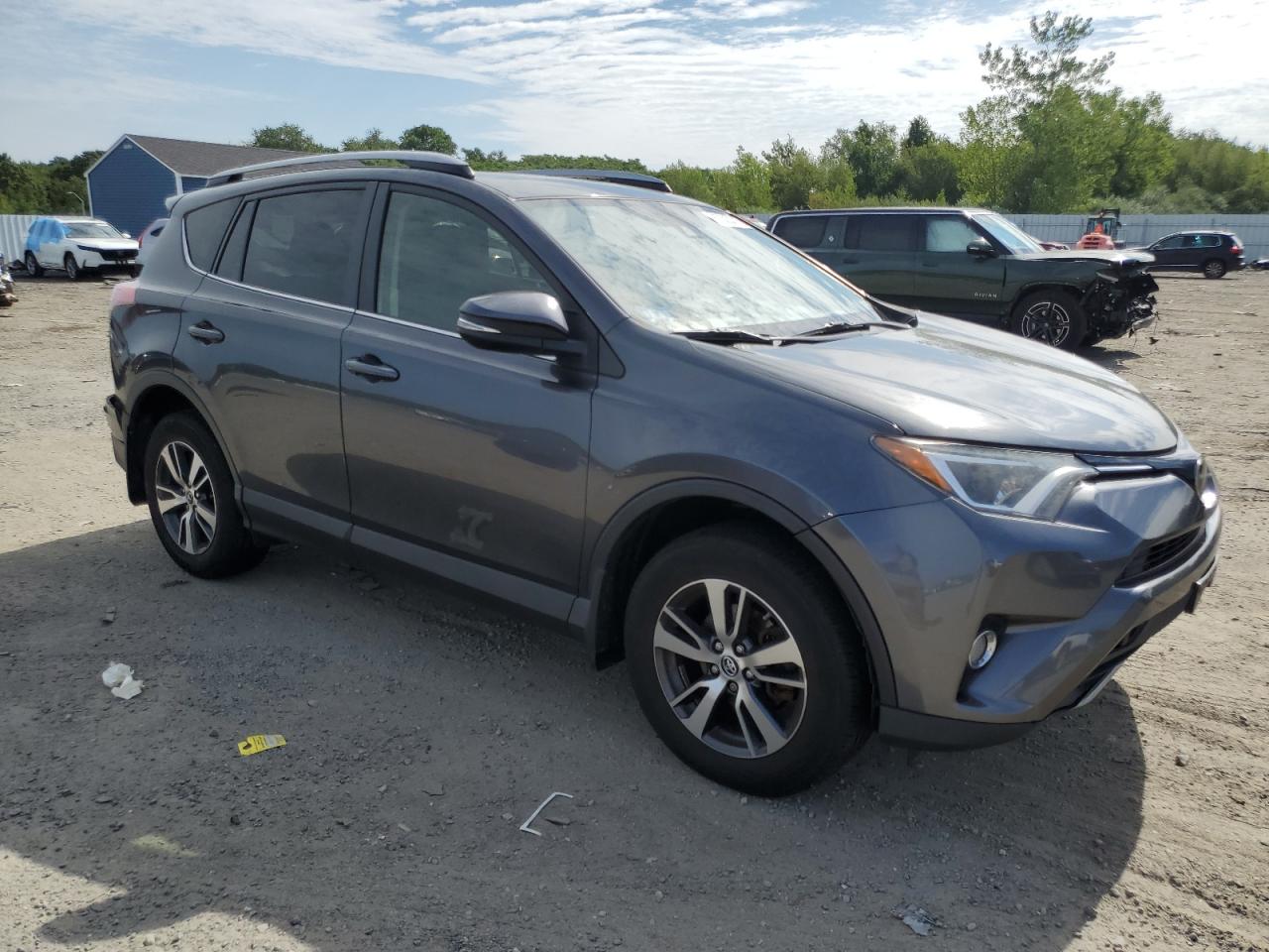TOYOTA RAV4 XLE