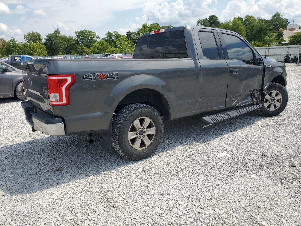 FORD F-150 SUPER CAB
