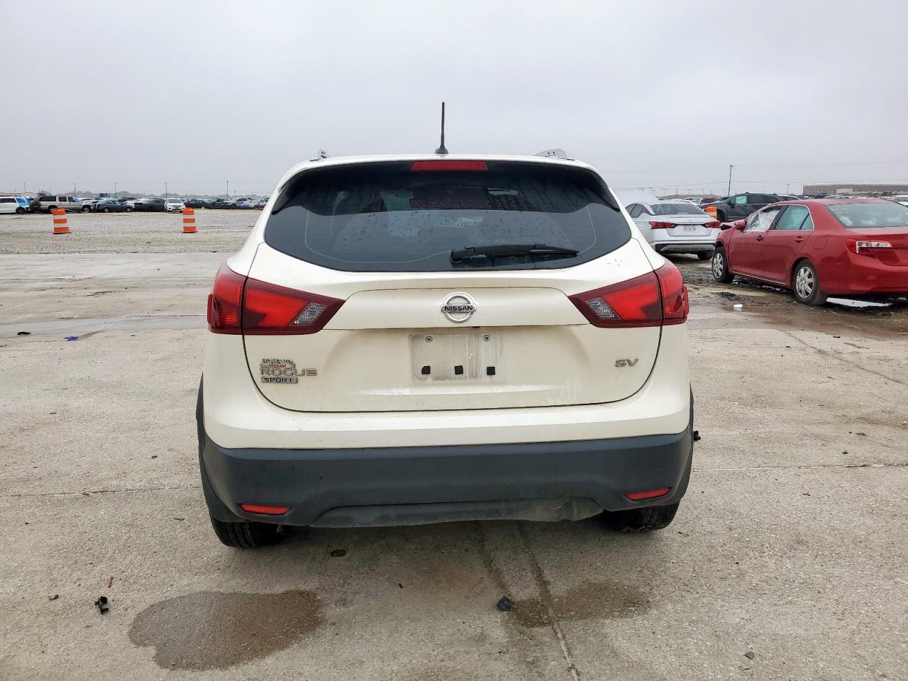 NISSAN ROGUE SPORT S