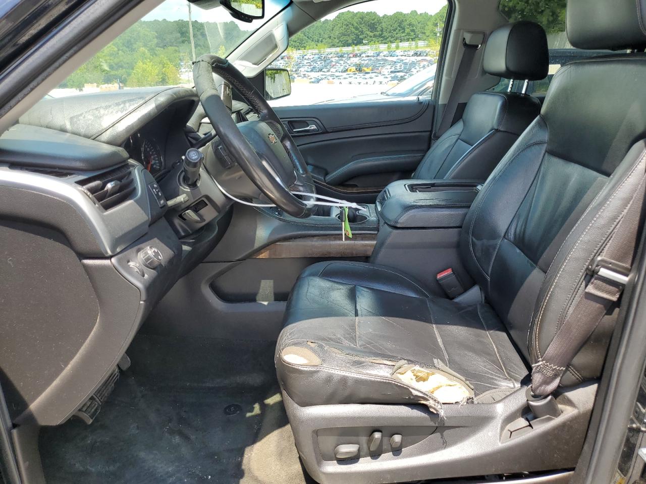 CHEVROLET SUBURBAN C1500 LT