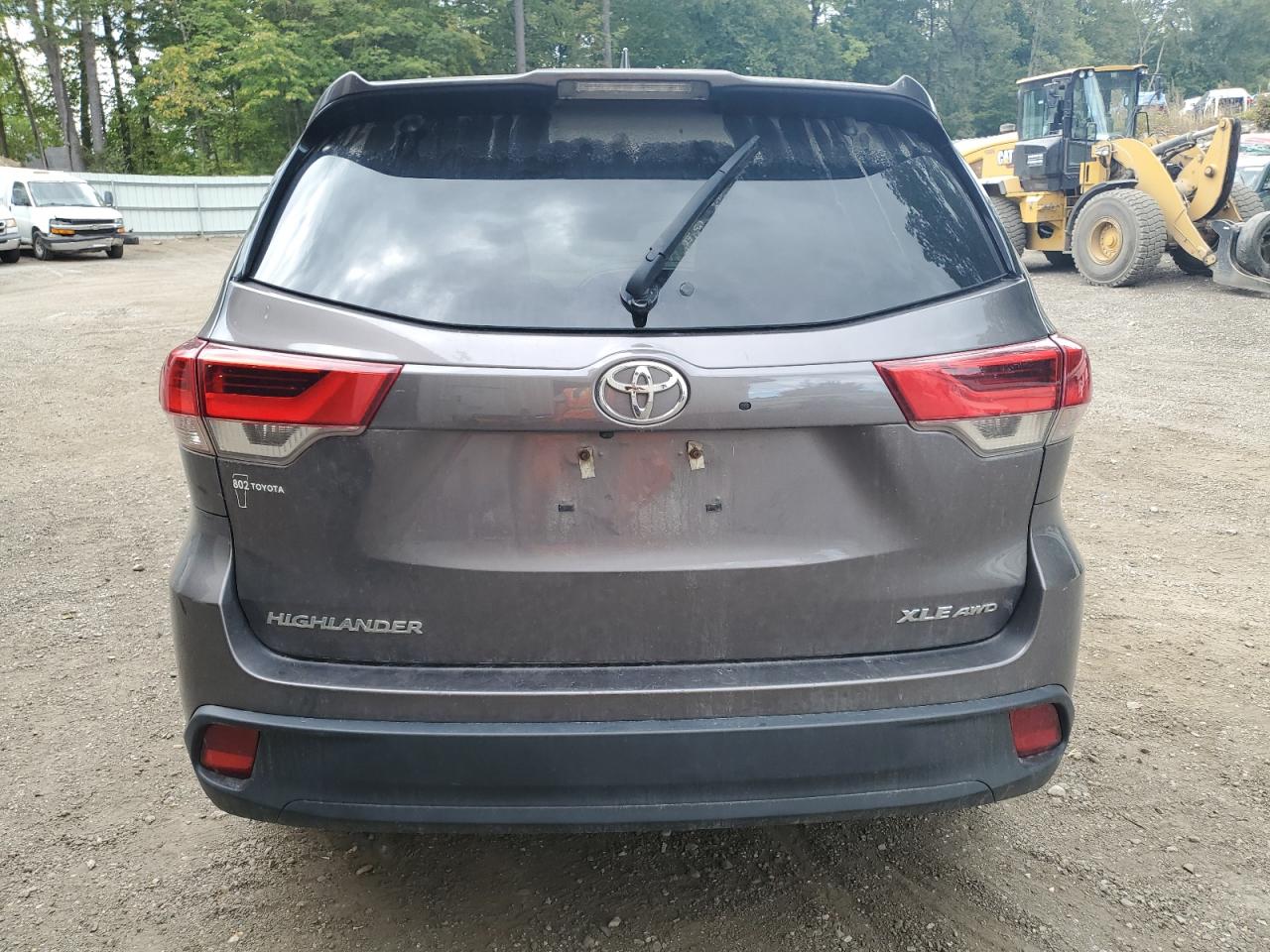 TOYOTA HIGHLANDER SE