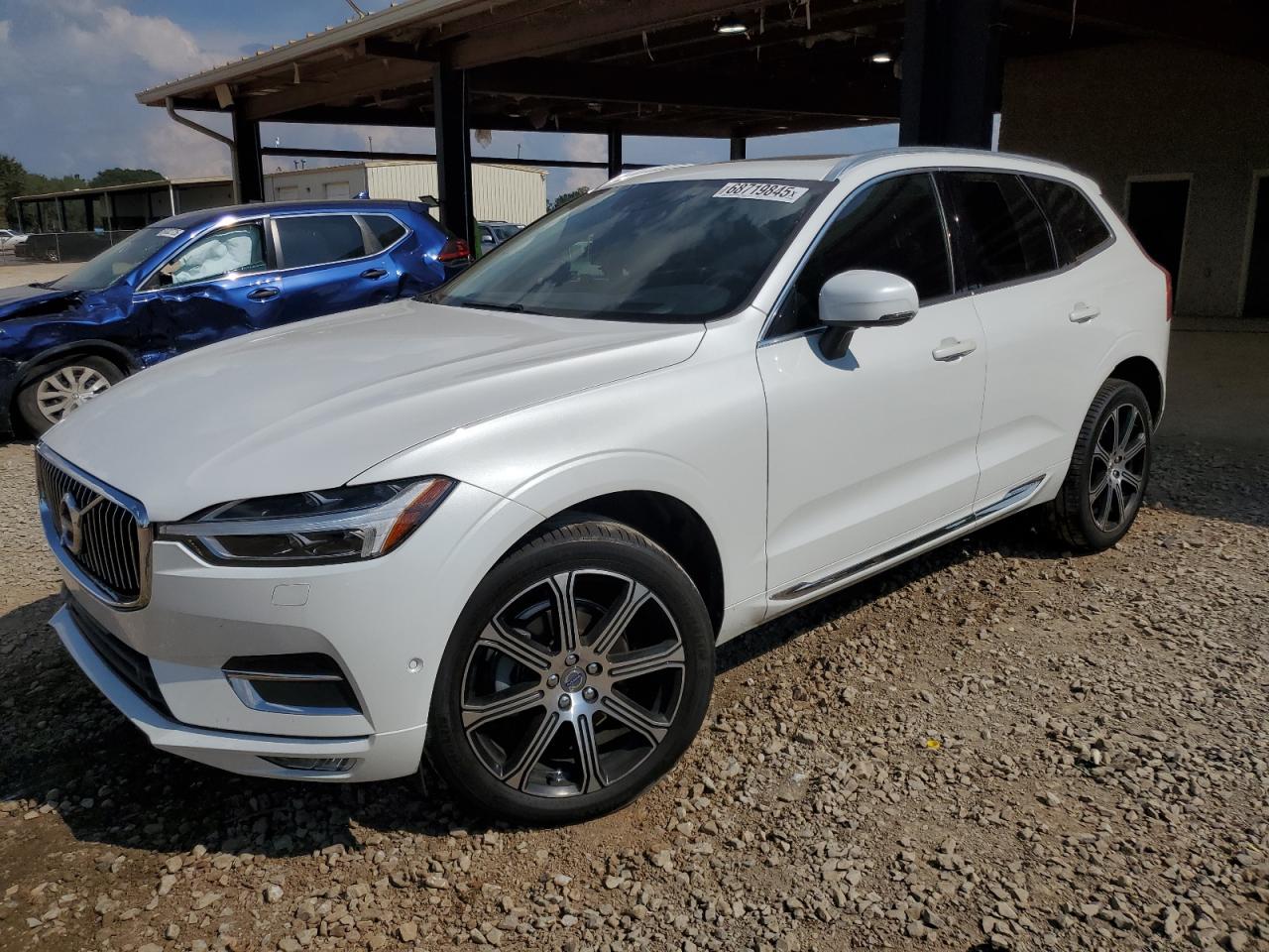 VOLVO XC60 T5 INSCRIPTION