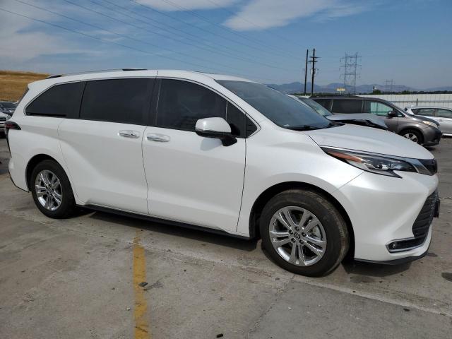 2023 TOYOTA SIENNA LIMITED #3309943159