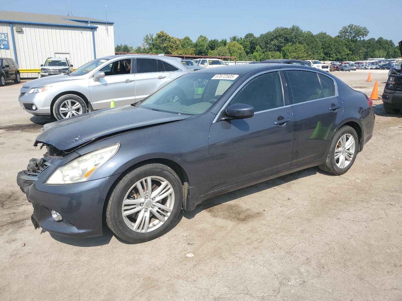 INFINITI G37 BASE