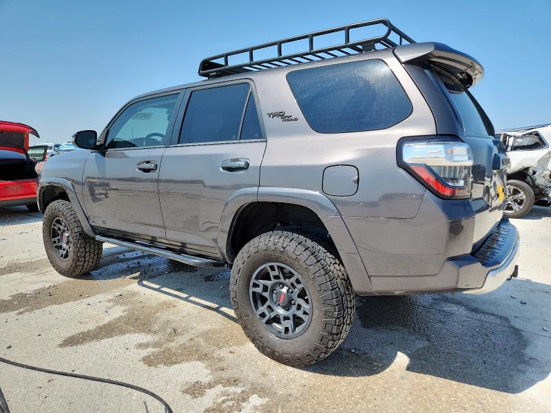 2017 TOYOTA 4RUNNER SR JTEBU5JR9H5470870