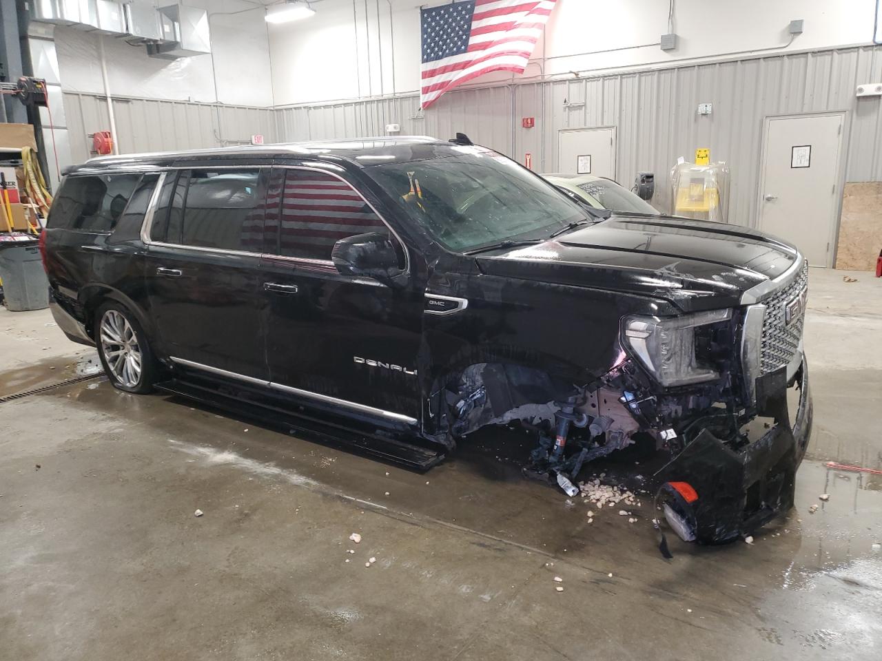 GMC YUKON DENALI